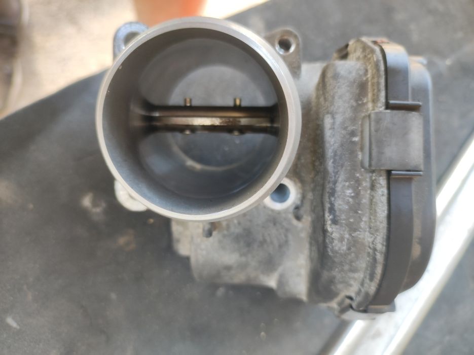 Дроселова клапа за Пежо-308,1.6HDI-112к.с.(фейслифт).