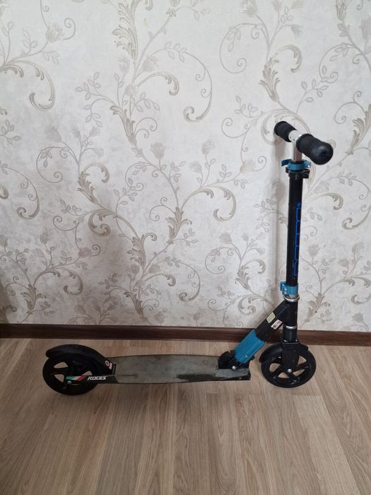 Самокат двухколесный