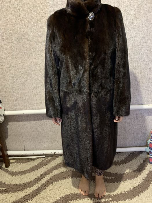 Продам норковую шубу