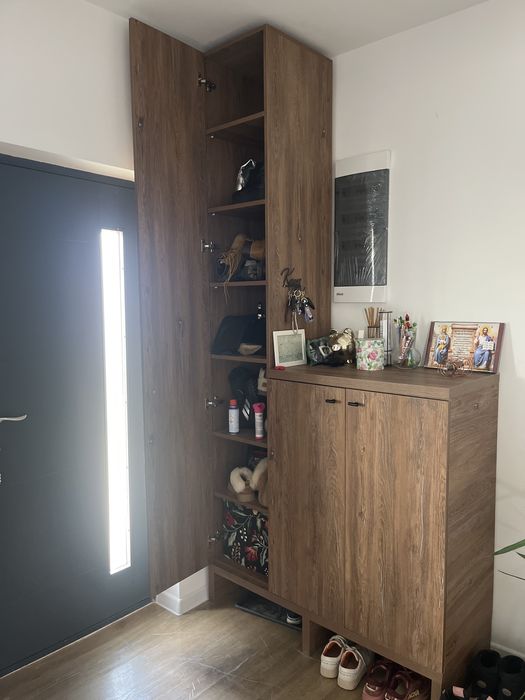 Set mobilier pentru zona de primire/ hol