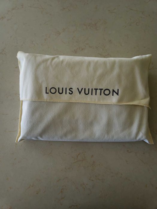 Louis Vuitton чанта с монограм