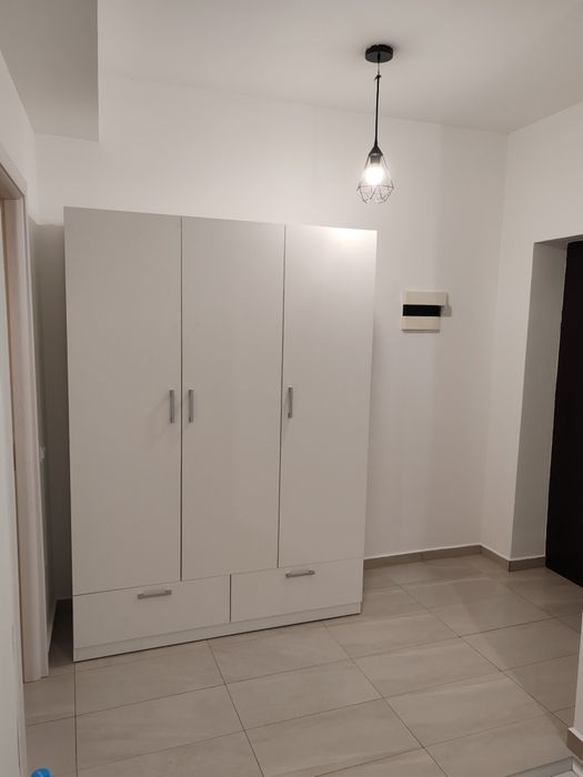 Garsoniera de închiriat