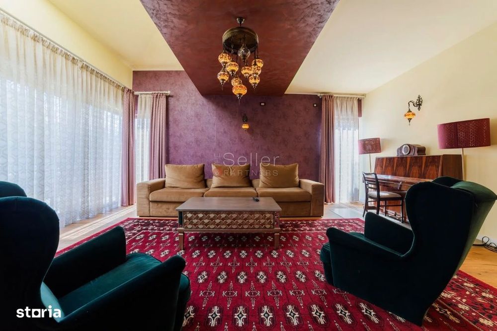 Proprietate in mijlocul naturii