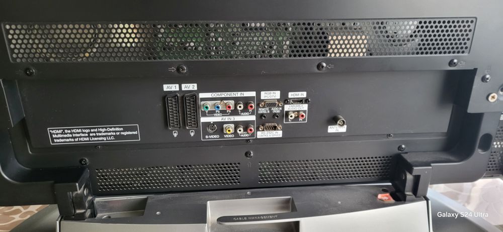 Продаеться телевизор,не смарт.