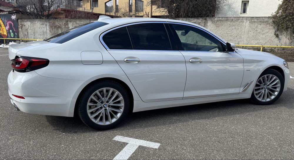 BMW Seria 5 2017 — imagine 3