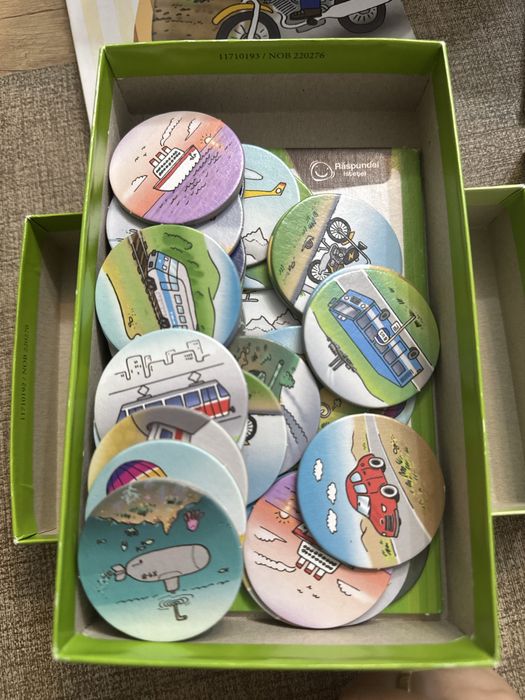 Vand raspundel istetel creion +carti+jocuri de memorie