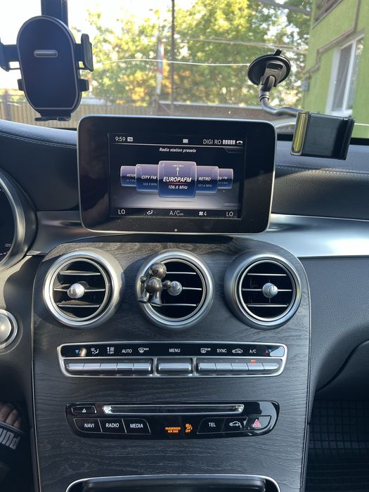 VÂND   MERCEDES   GLC  250  D.  4 MATIC .  2016  / Motor 2,2.  204 CP / 234000  KM / DISTRONIC / PIELE / CAMERA.