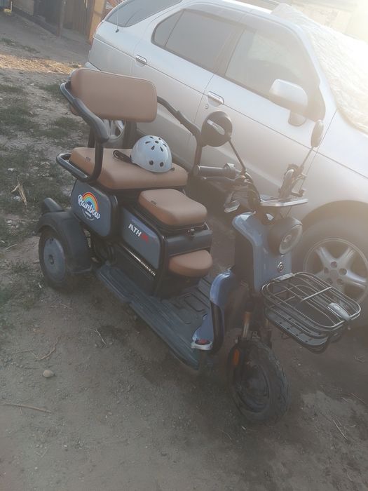Продам мотороллер муравей