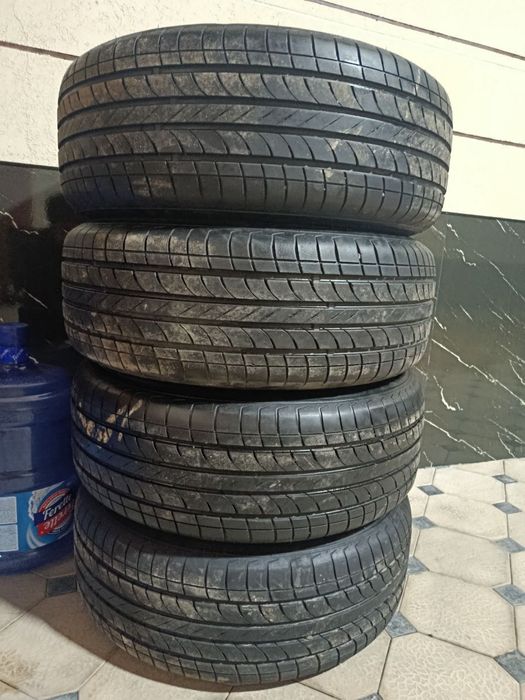 Vossen Diska Balon Sotiladi 215 60 R16 Holati Yaxshi