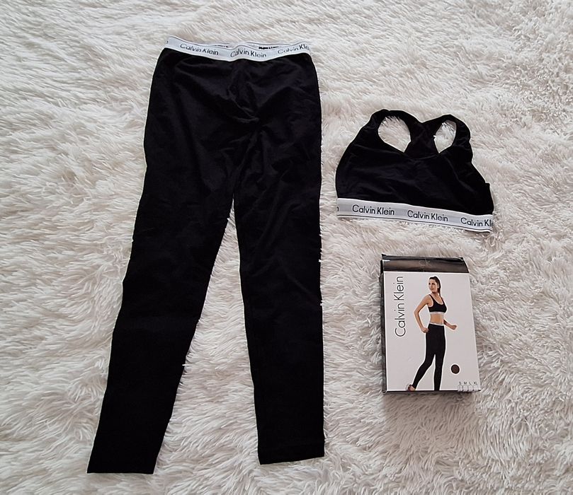 Set Calvin Klein Nou (bustiera+ pantaloni)