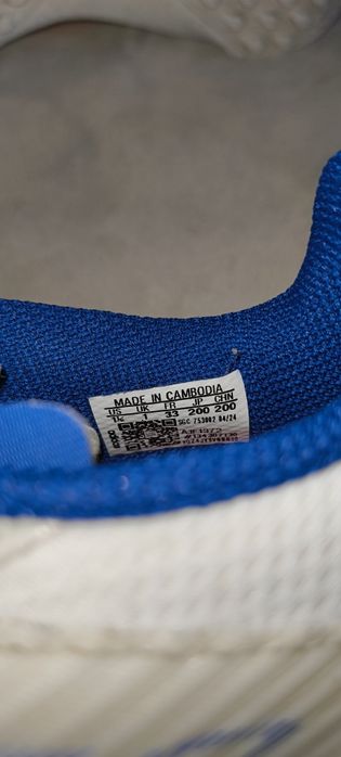 Vând Ghete de Fotbal (Turf) Adidas F50 pentru Copii – Stare Excelentă!