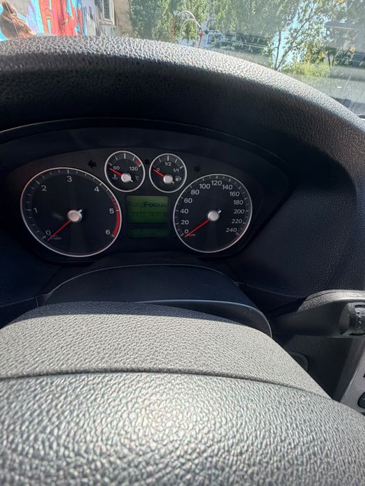 FORD Focus 2006 — imagine 5