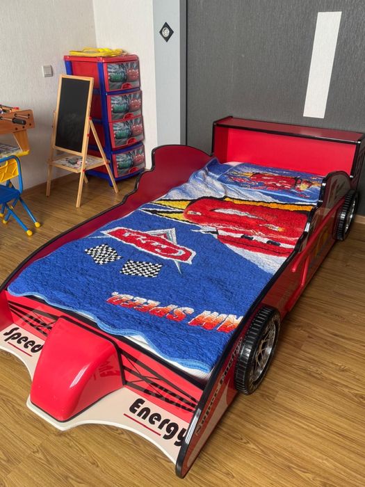 Мебель в детскую комнату