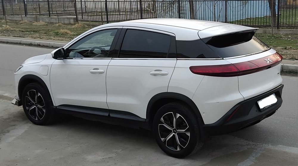 Электромобиль Xpeng G3 460i