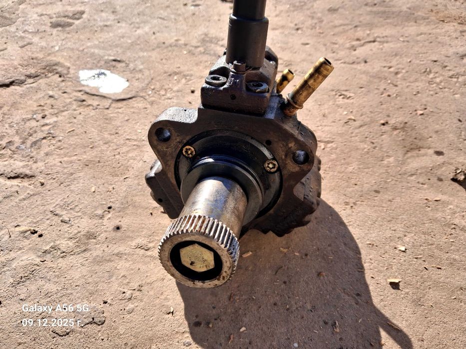 Помпа за Пежо Боксер и Фиат Докато 2.8