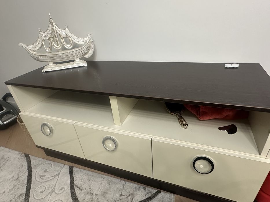 комод, тумба под телевизор