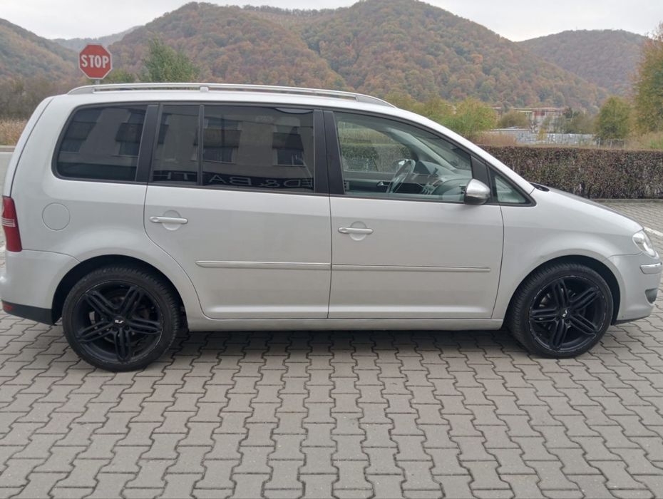VOLKSWAGEN Touran 2009 — imagine 2
