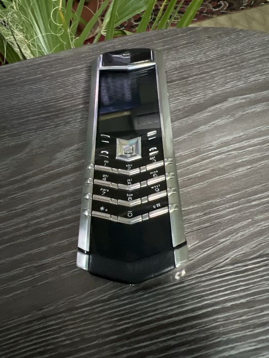 Vertu Signature S