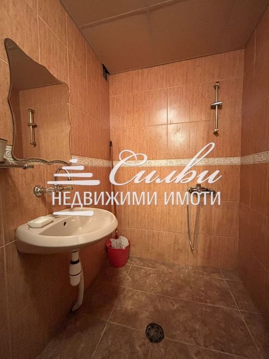 Продава се Четиристаен апартамент в Шумен, Болницата - 100 кв.м за 842 €/кв.м - Снимка #8