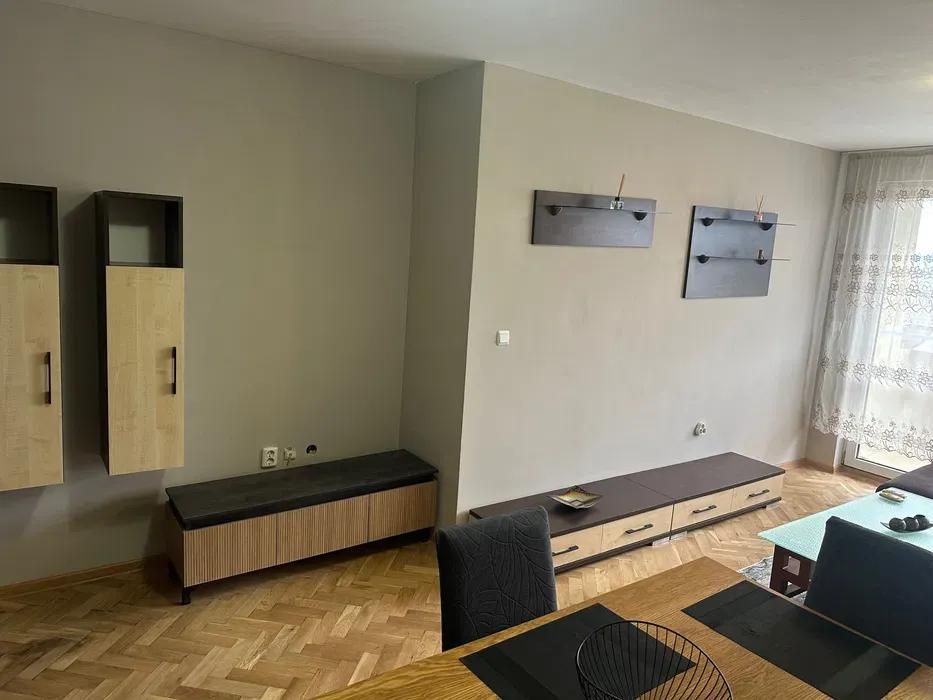 Дава се под наем Тристаен апартамент в Варна, Трошево - 80 кв.м за 578.34 € - Снимка #2