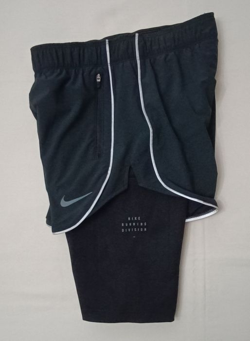 Nike DRI-FIT Run Division 2in1 Shorts гащета с клин 2в1 XS Найк шорти