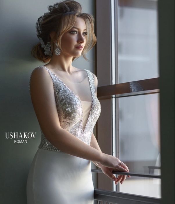 Rochie alba cu paiete
