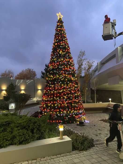 Новогодняя ёлка | 5 метровый | Игрушки и др