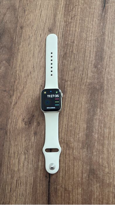 Apple watch SE 2024 40 mm