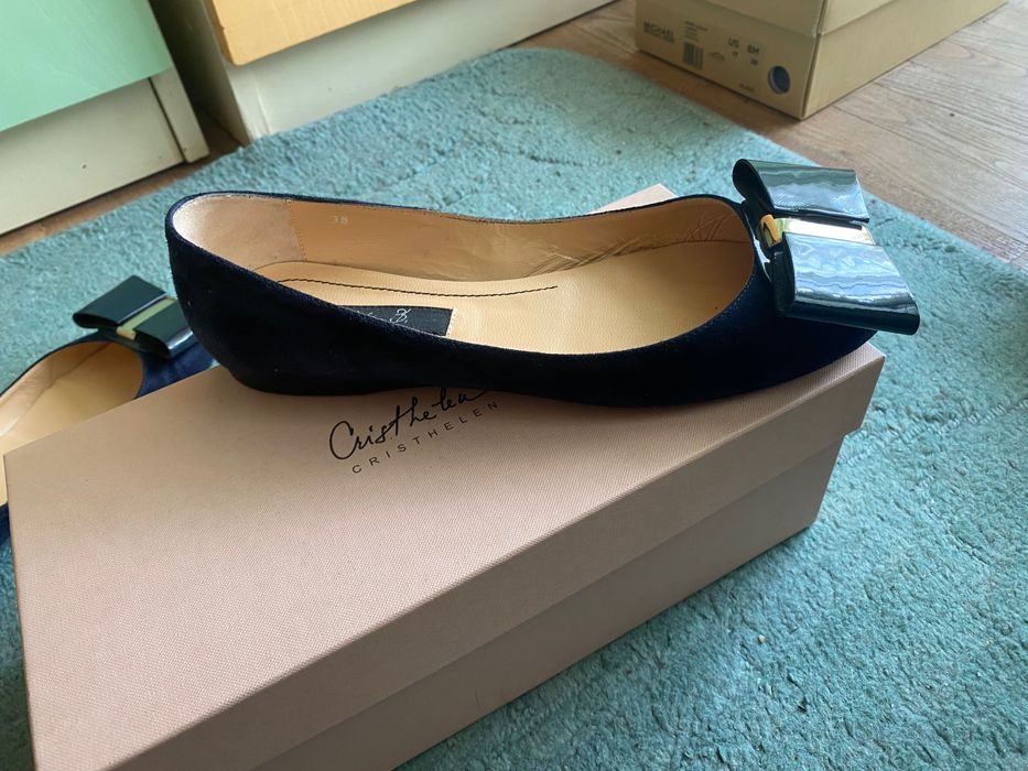 Тъмно сини балеринки, естесвен велур, 38 номер от Musette