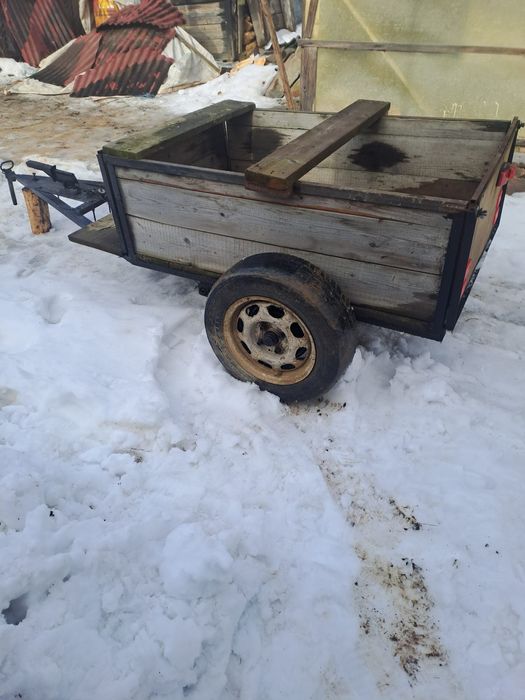 Vand remorcuta pentru atv sau motocoltor..1200lei negociabil