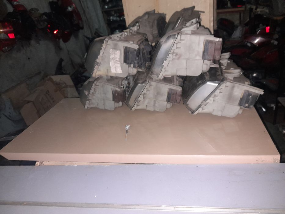 Фарове се троен и Вавилон Lancia zeta Fiat Ulysse e и Peugeot 806