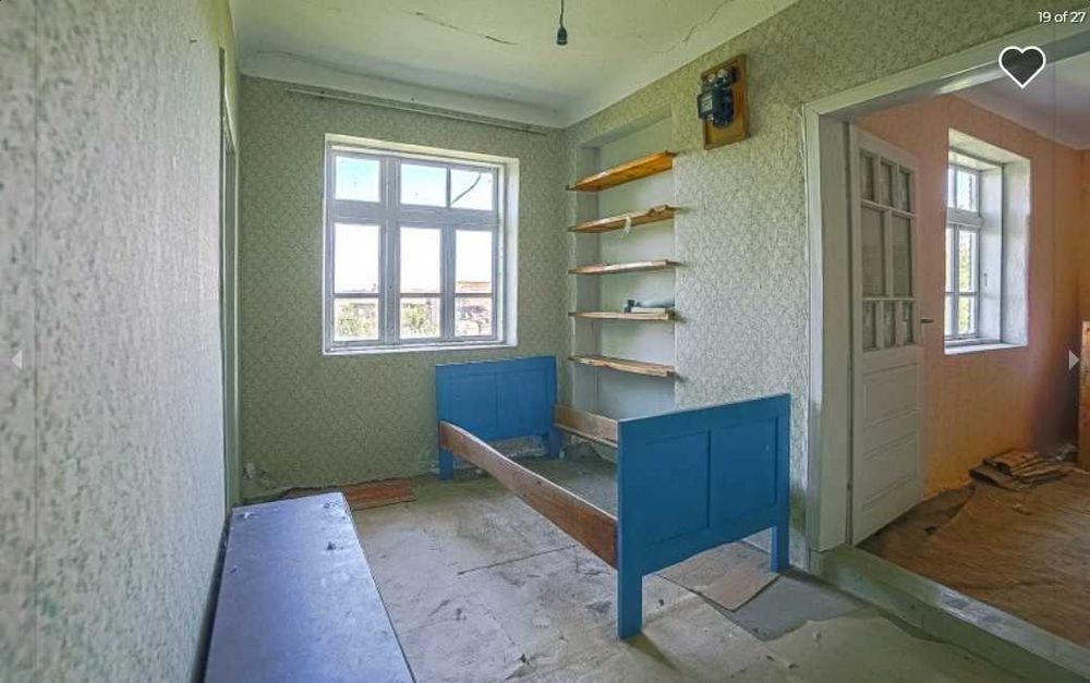 Продава 100 м2 къща с 1200 м2 двор в хубаво село, на 2 км от Дунав