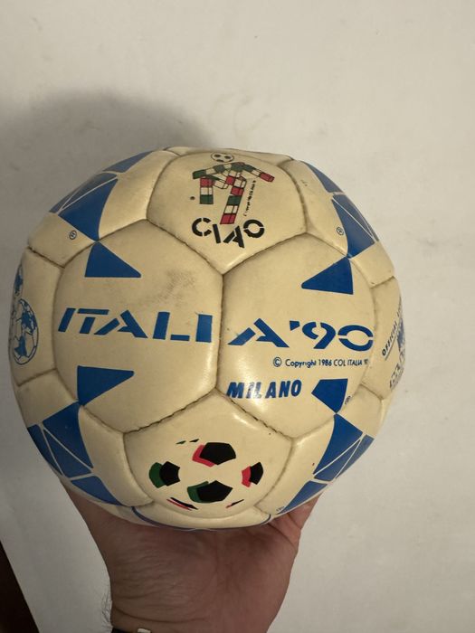 Colecție mingi vintage fotbal World Cup Italia ‘90, Michael Laudrup, JO ‘84 Los Angeles