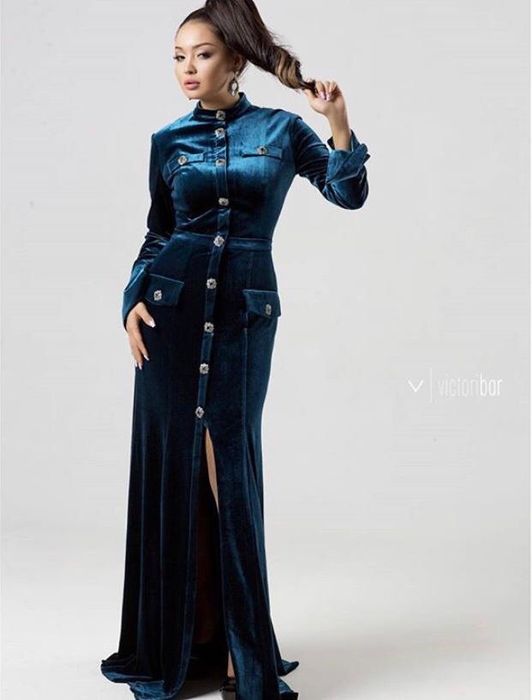 Продам платья