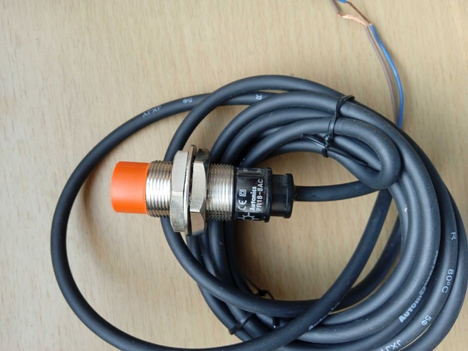 Индуктивен сензор за близост “Carlo Gavazzi  M18 Неръждаема стомана