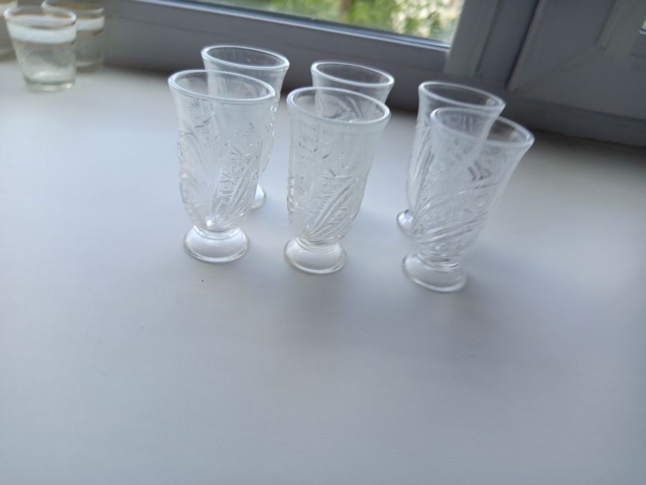 Продам рюмки  6 шт