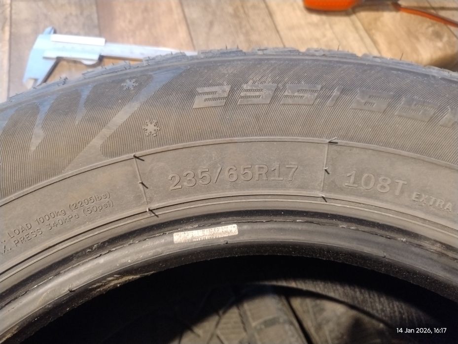 Зимни гуми 235/65 R17
