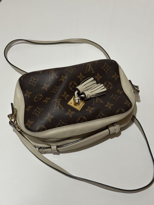 Дамска кожена чанта Louis Vuitton Saintonge Monogram / Cream White