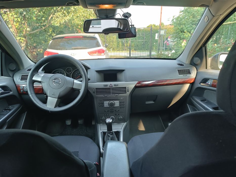 Opel Astra H, stare foarte bună