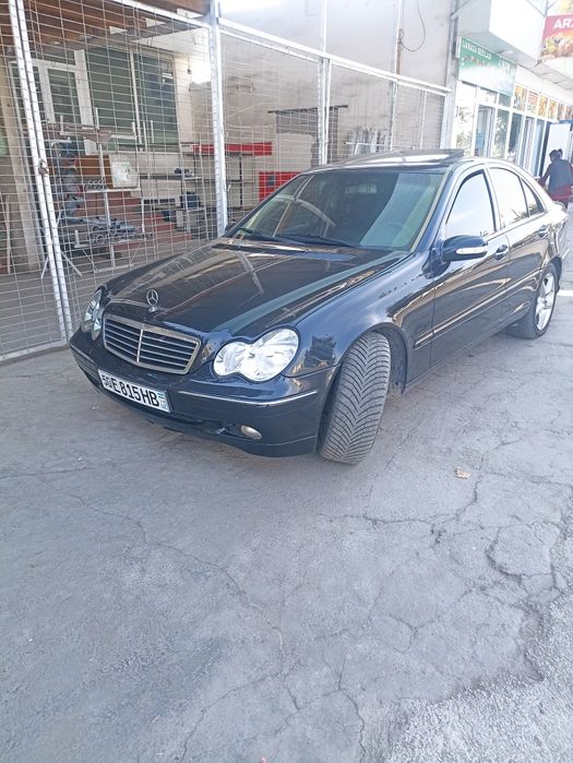 Мерседес бенз 203