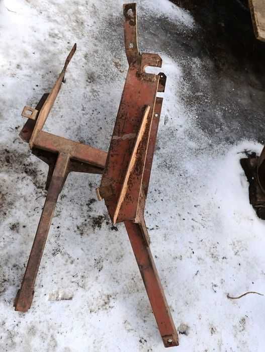 Запчасти на сеялку.