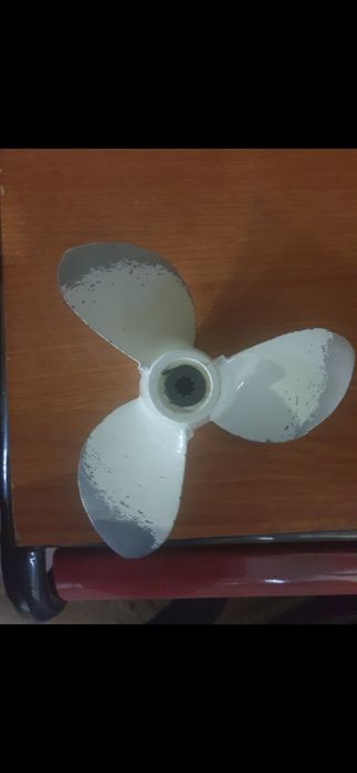 Продам винт на лодочный мотор Ямаха 5 л с