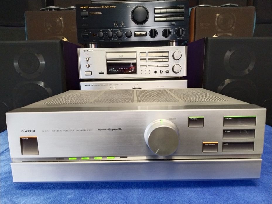 VICTOR/JVC A-X77 стерео усилитель