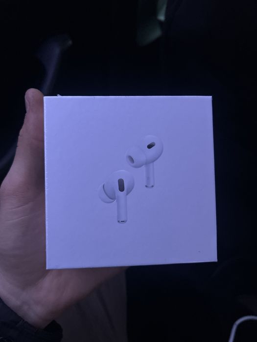 Продам айрподсы про люкс качество 2шт ест