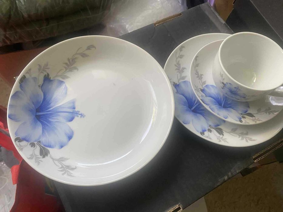 Set vesela din ceramica