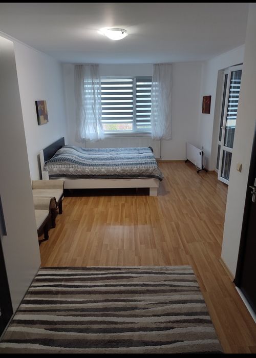 Под наем двуетажна къща в с. Кичево