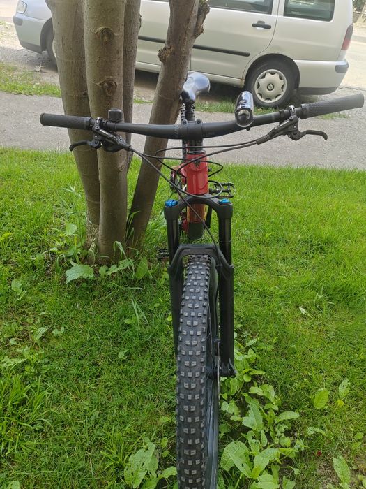 Bicicleta full suspension Trek fuel ex8