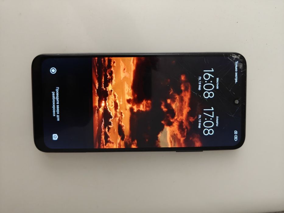 Poco M3 Pro 5G в хорошем состоянии