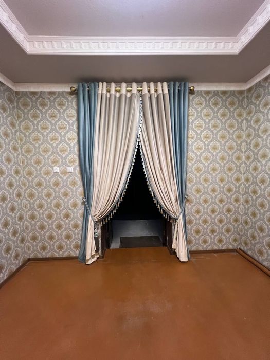 Срочна сотилади участка сотихи 8000$ дан 4 хонали