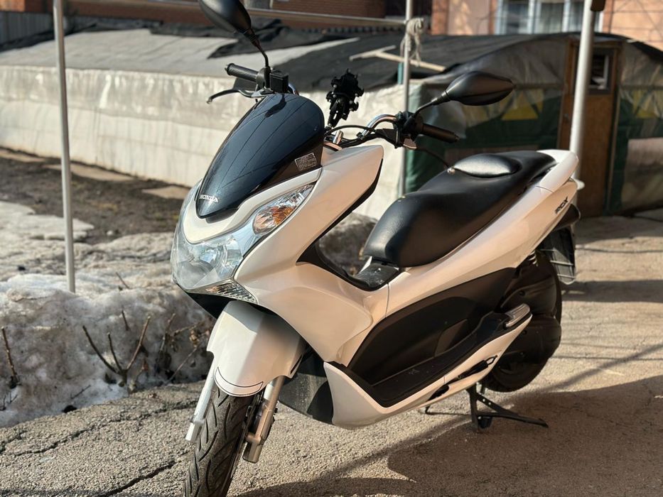 Продам Honda pcx 125